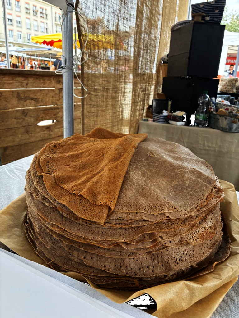 Les crêpes de Bleau,galette bretonne,galette complète,créperie,Fontainebleau, Galette saucisse, artisanale, bretonne,Seine-et-Marne, Galette de sarrasin,