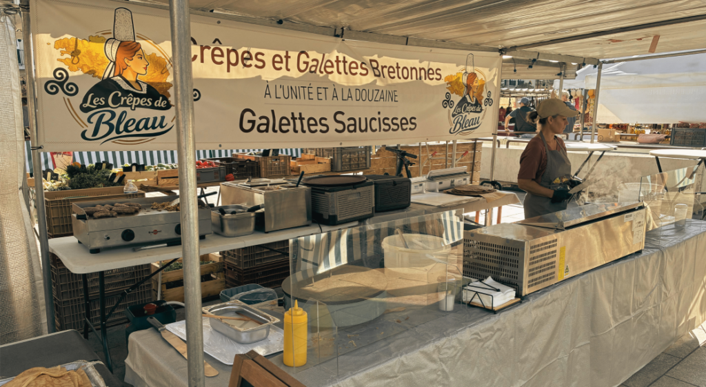 Les crêpes de Bleau,galette bretonne,galette complète,créperie,Fontainebleau, Galette saucisse, artisanale, bretonne,Seine-et-Marne, Crêpe sucrée, Crêpe caramel, beurre salé, Galette de sarrasin,